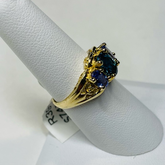 Beautiful Tanzanite and Blue Topaz Statement Ring Size 7 - Picture 3 of 5
